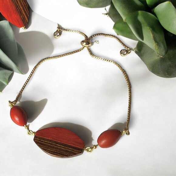 Reimagined Wood Gold Tone Lariat Bracelet and Earring Set - Picture 3 of 7